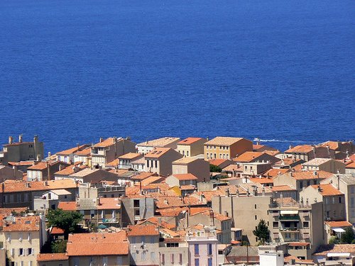 mediterranean-village.jpg, 149 KB